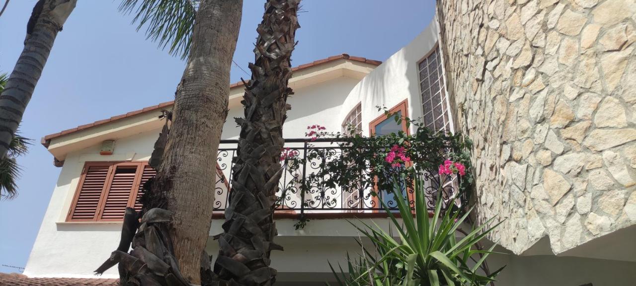 Casa Di Lu' Villa ฟลอริเดีย ภายนอก รูปภาพ