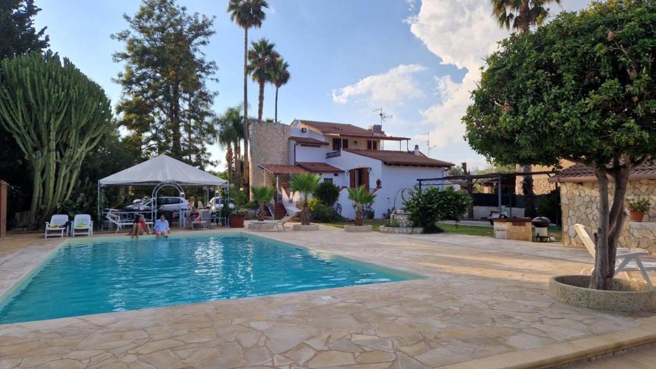 Casa Di Lu' Villa ฟลอริเดีย ภายนอก รูปภาพ