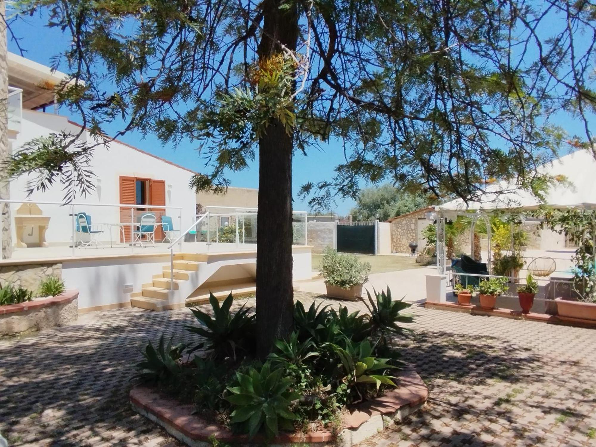 Casa Di Lu' Villa ฟลอริเดีย ภายนอก รูปภาพ
