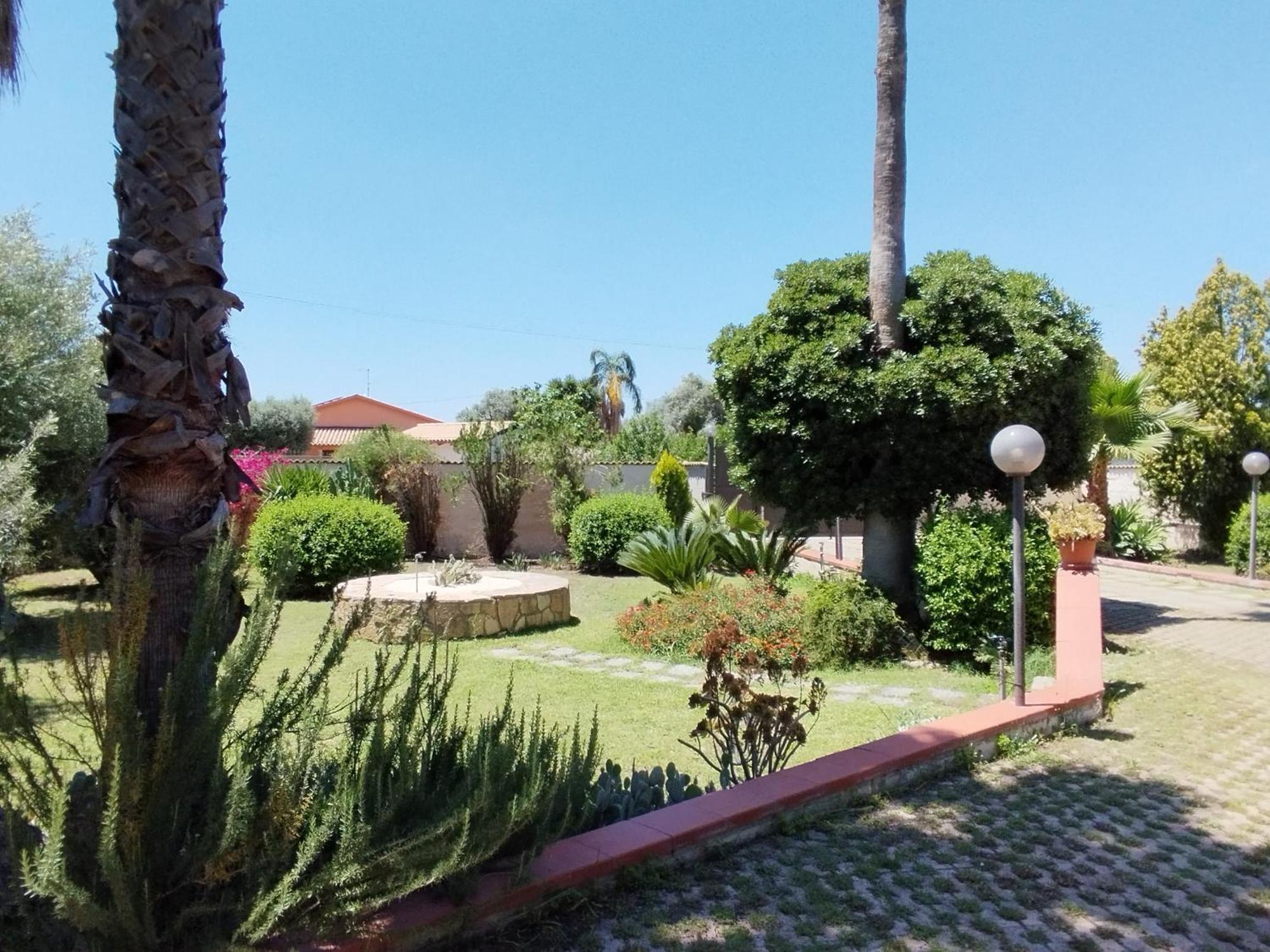Casa Di Lu' Villa ฟลอริเดีย ภายนอก รูปภาพ