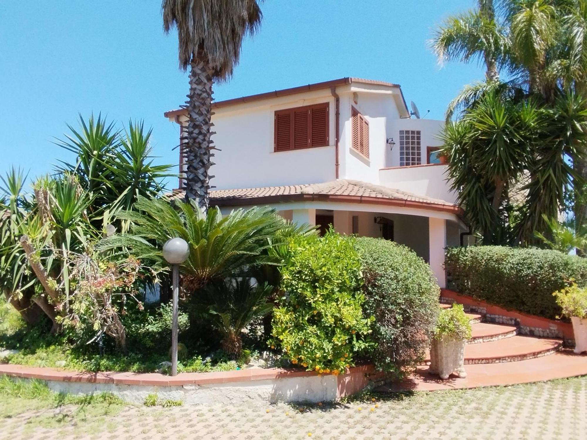Casa Di Lu' Villa ฟลอริเดีย ภายนอก รูปภาพ
