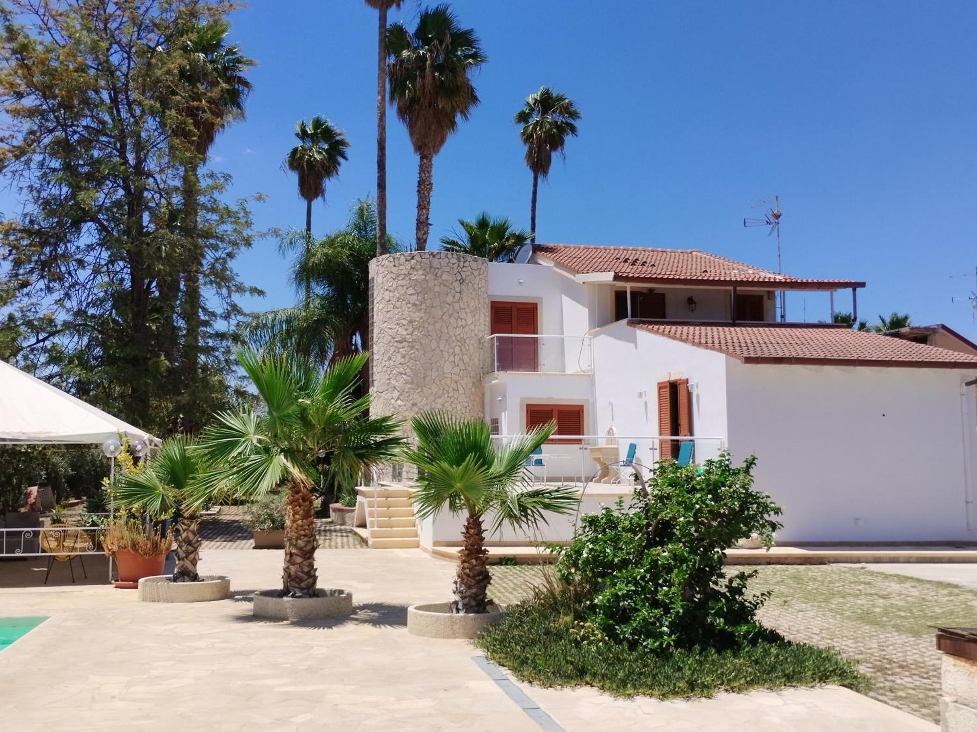 Casa Di Lu' Villa ฟลอริเดีย ภายนอก รูปภาพ